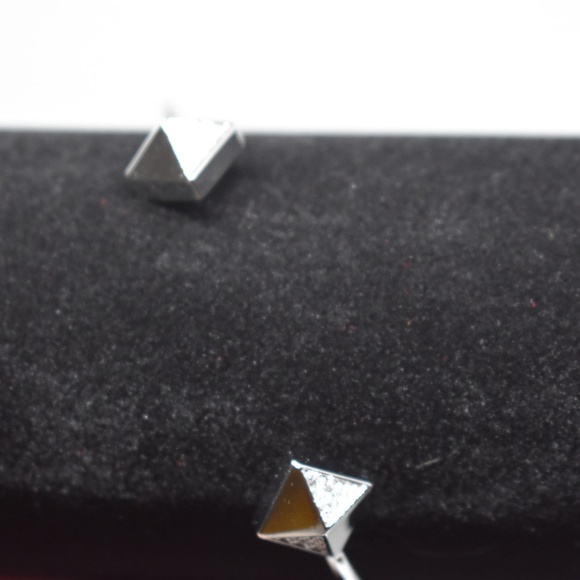 Swarovski crystal cuff - Picture 2 of 6